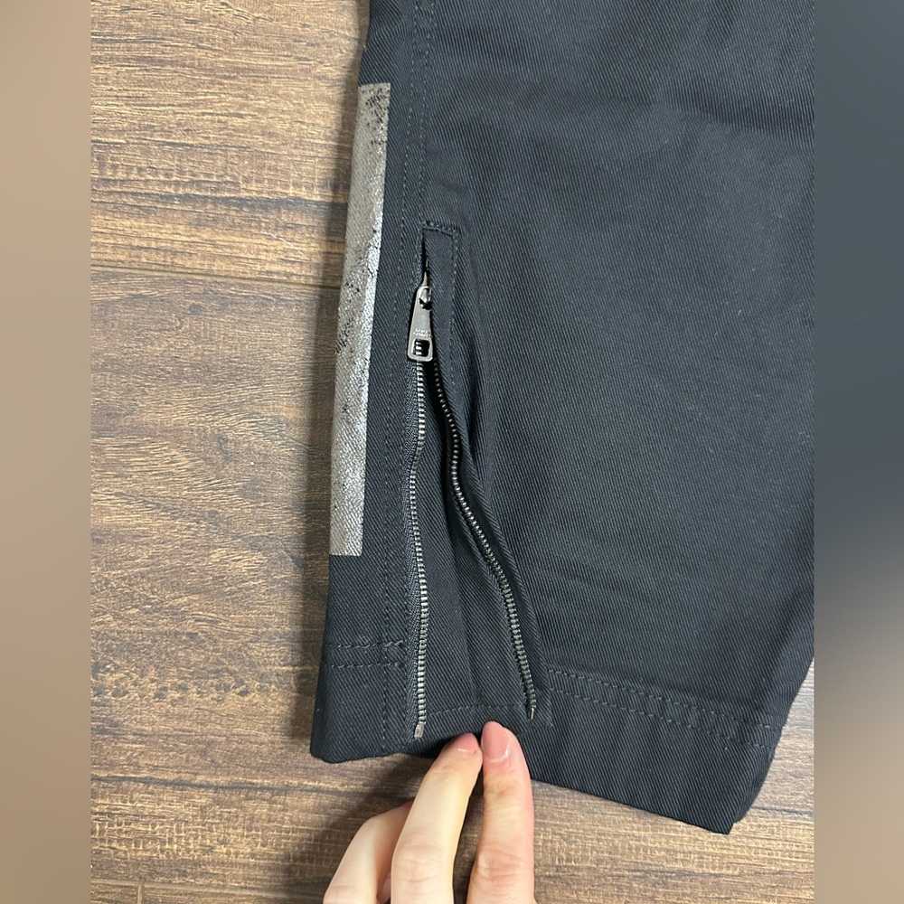 DOLCE & GABBANA Men's Black Cargo Pants - Picture 6 of 14